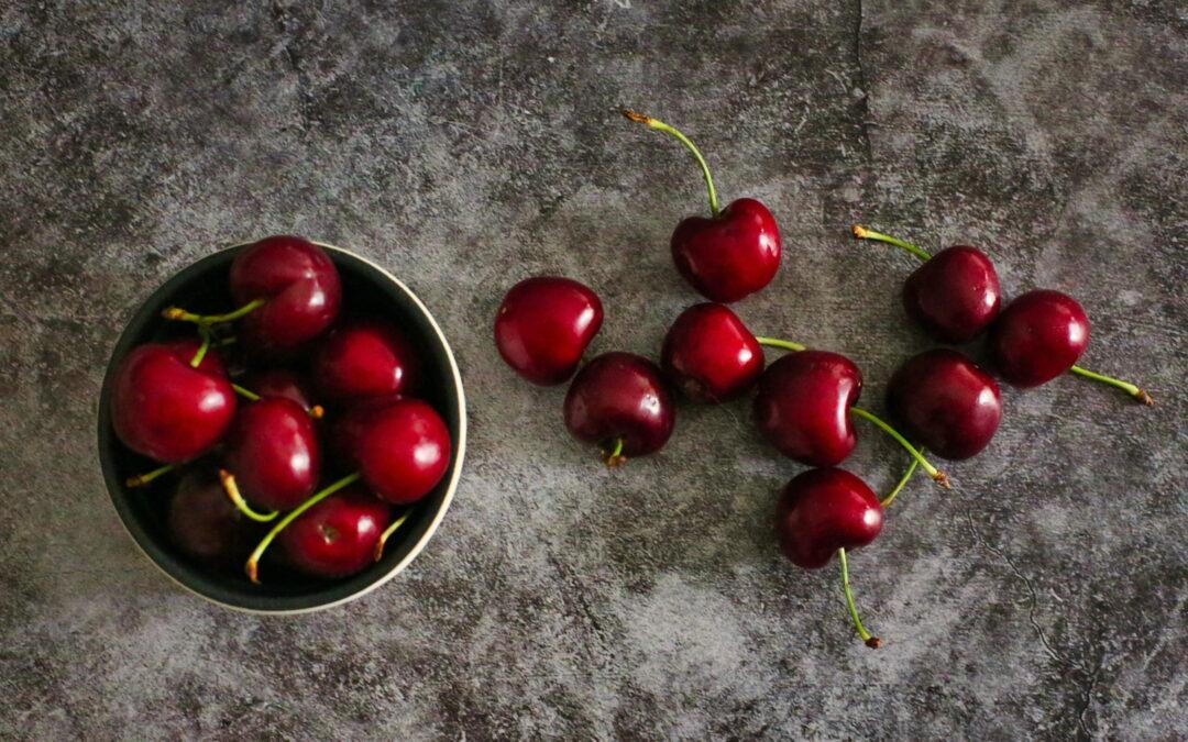 Cerejas, o fruto que vai melhorar o seu desempenho desportivo